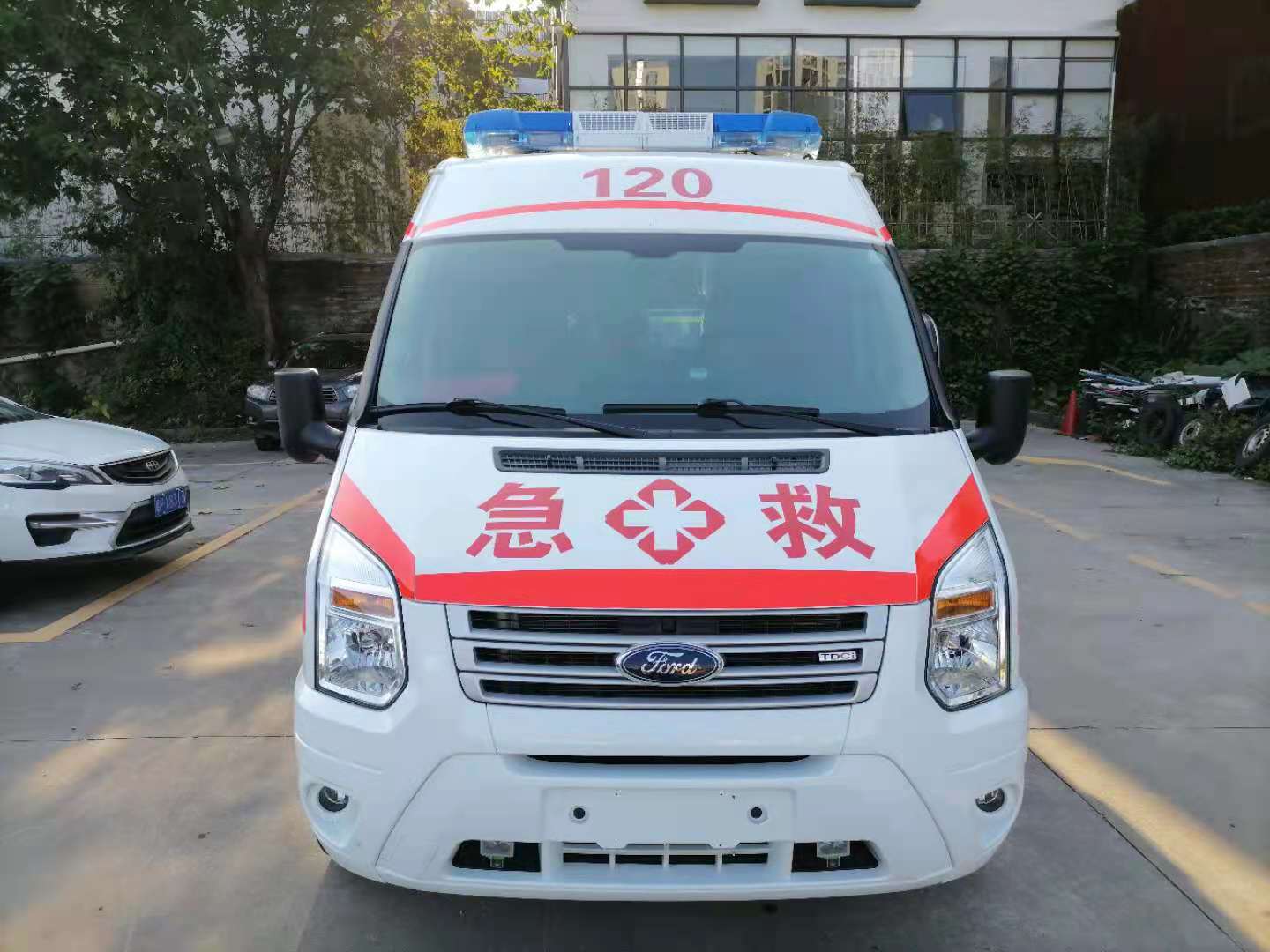 丹江口市妇婴监护型护送